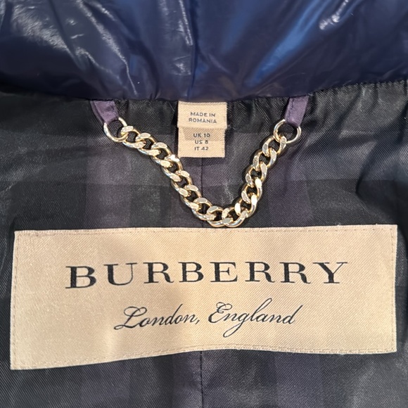 Burberry women coat size 8,made in Italy. - Picture 6 of 8